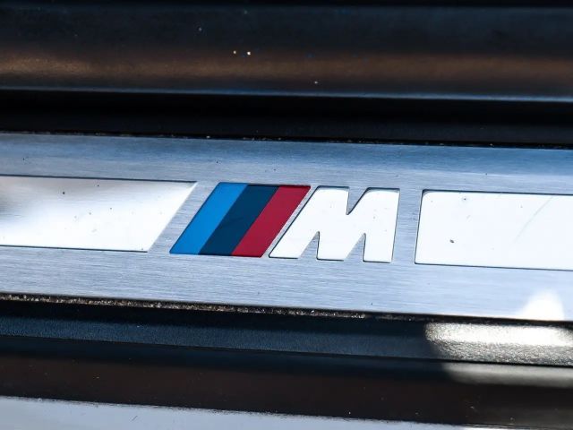 BMW 330 330e M-Sport xDrive