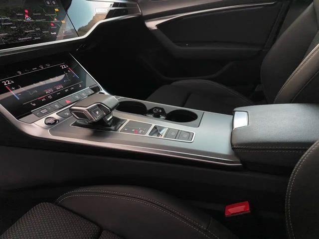 Audi A6 45 TFSI Avant Quattro S-Line