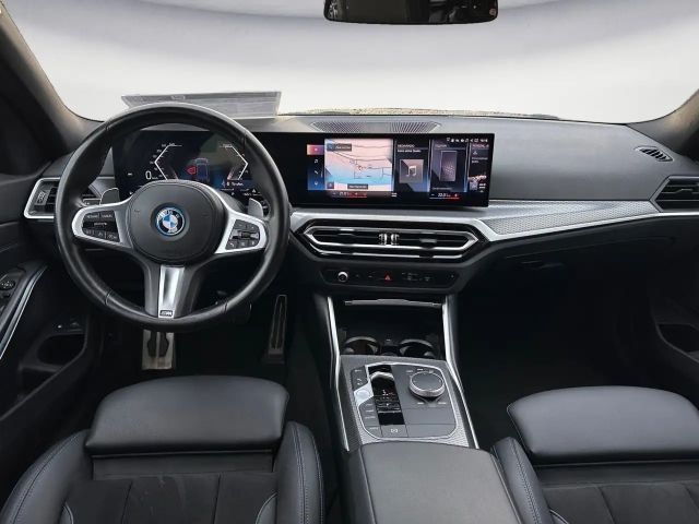 BMW 320 320e M-Sport Touring