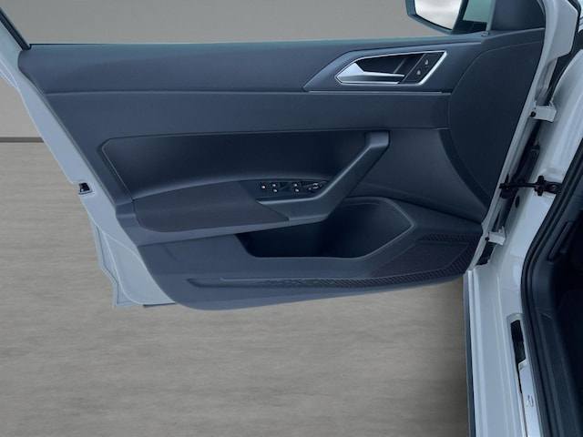 Volkswagen Polo 1.0 TSI DSG R-Line