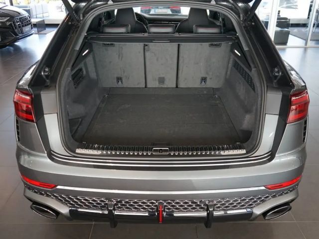 Audi RS Q8 Performance