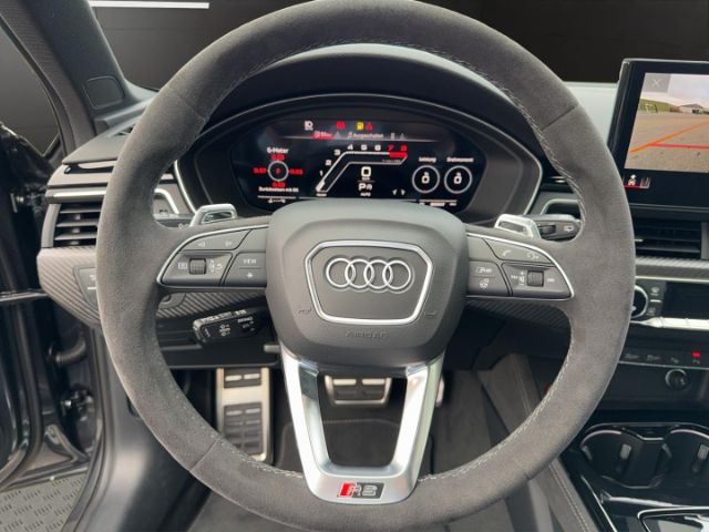 Audi RS4 Avant Quattro