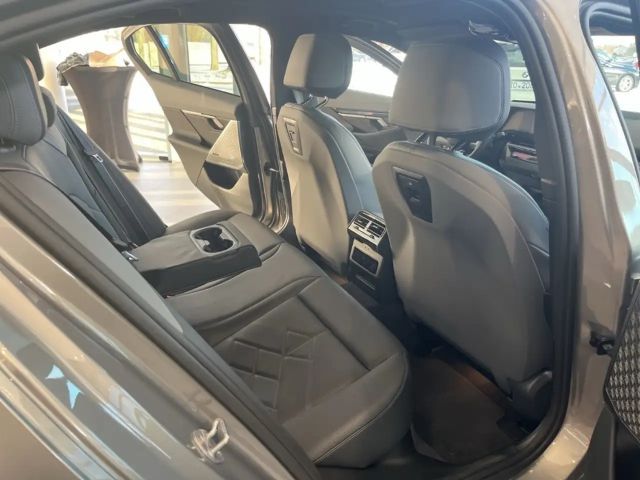 BMW i5 M-Sport Sedan eDrive40