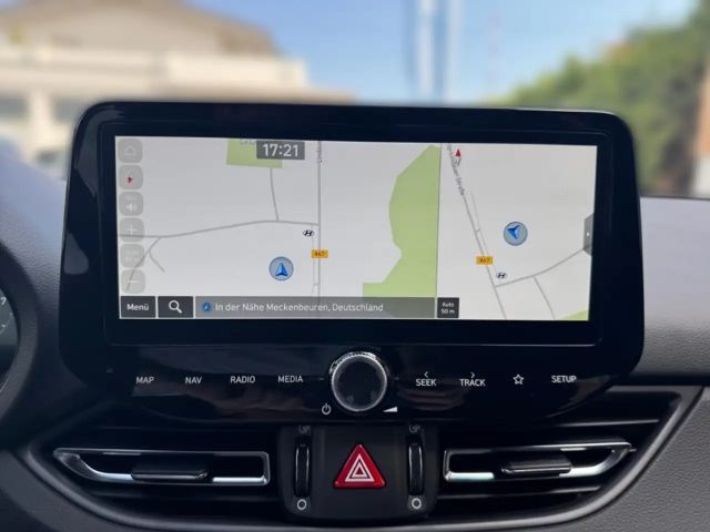 Hyundai i30 Advantage Hybrid T-GDi