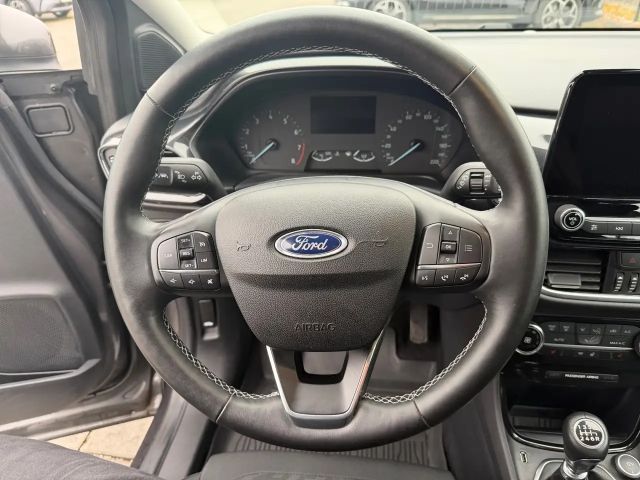 Ford Puma EcoBoost Titanium