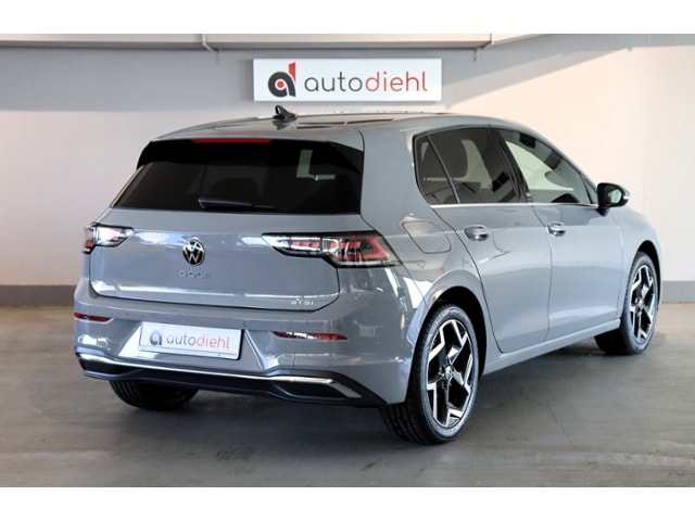 Volkswagen Golf 1.5 eTSI DSG Golf VIII