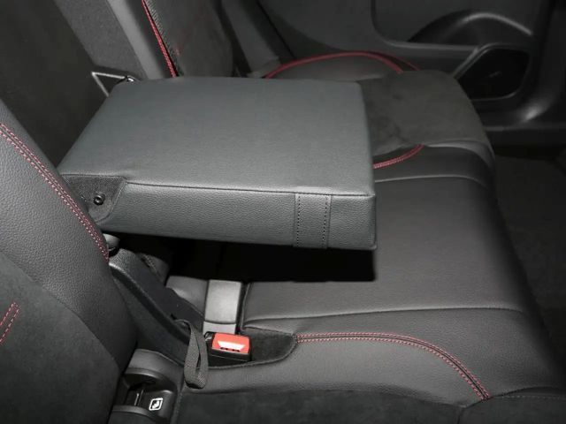 Mercedes-Benz GLB 250 4MATIC AMG Line