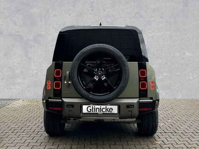 Land Rover Defender 110 AWD D250 Dynamic HSE