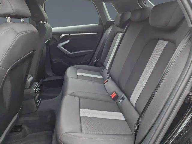 Audi A3 30 TDI Sedan Sportback