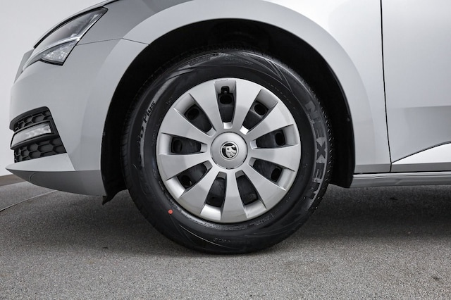 Skoda Superb 1.5 TSI Active Combi