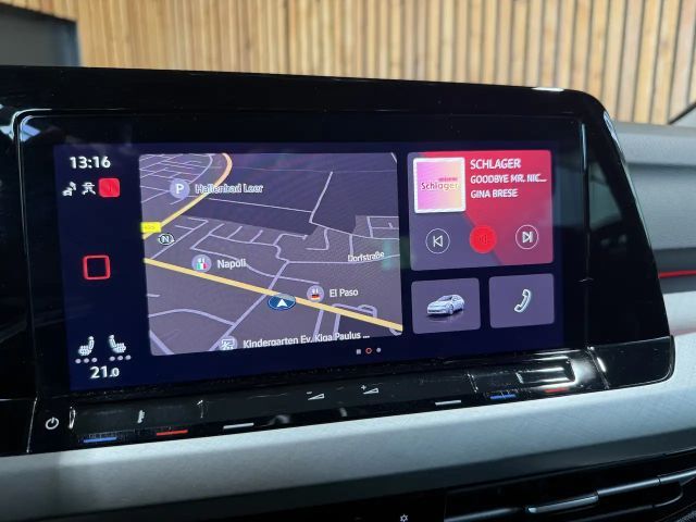 Volkswagen Golf Life Variant