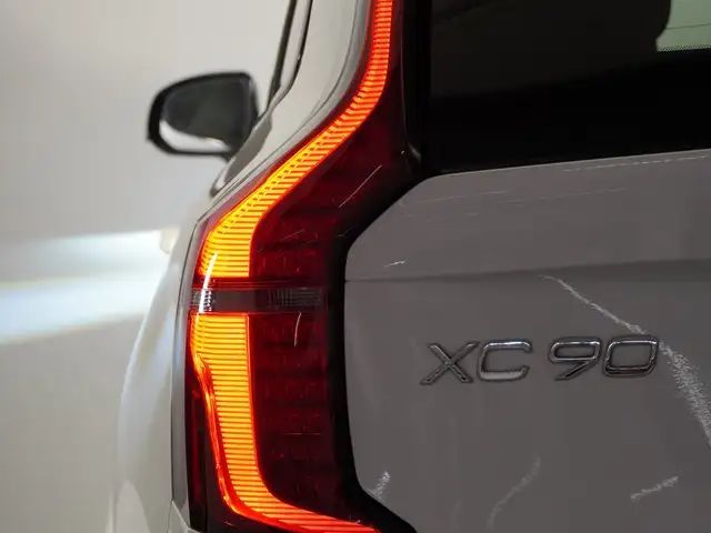 Volvo XC90 Dark T8 Ultra