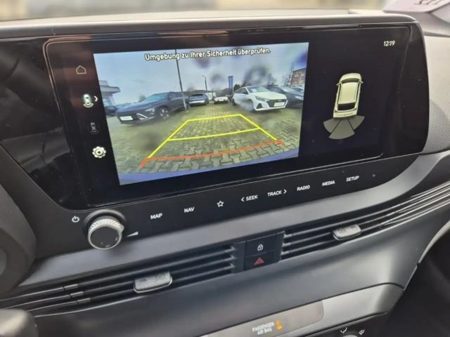 Hyundai i20 SITZHEIZUNG+NAVI+KLIMA+LENKRADHEIZ+RÜCKFAHRKAM.