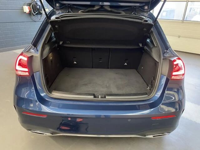 Mercedes-Benz A 250 A 250 e