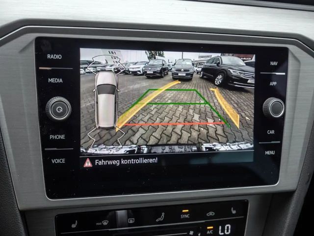 Volkswagen Passat 1.5 TSI DSG Variant