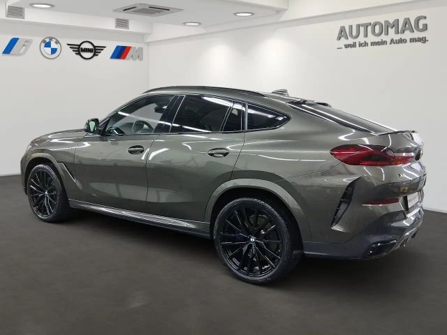 BMW X6 Coupé M50i