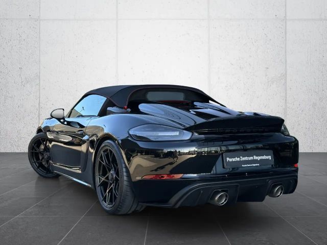 Porsche Boxster 718 RS