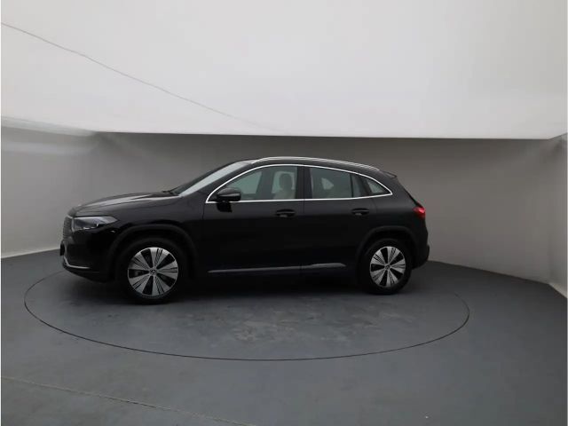 Mercedes-Benz EQA 300 4MATIC Progressive