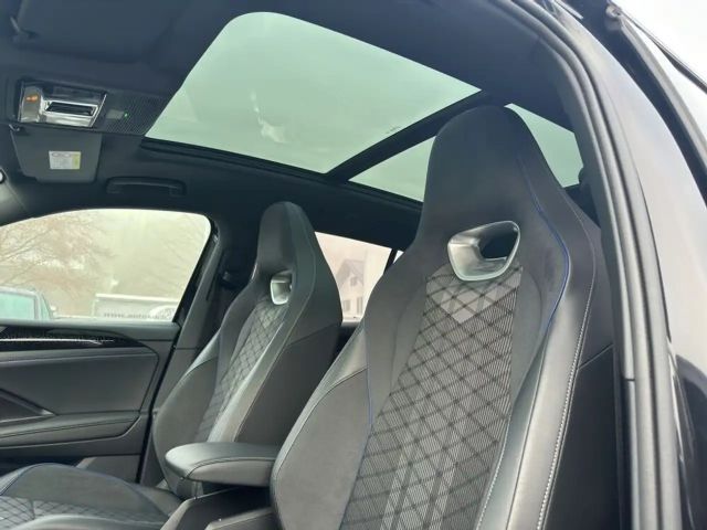 Volkswagen Tiguan 4Motion R-Line