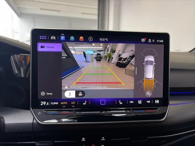 Volkswagen Golf 1.5 eTSI