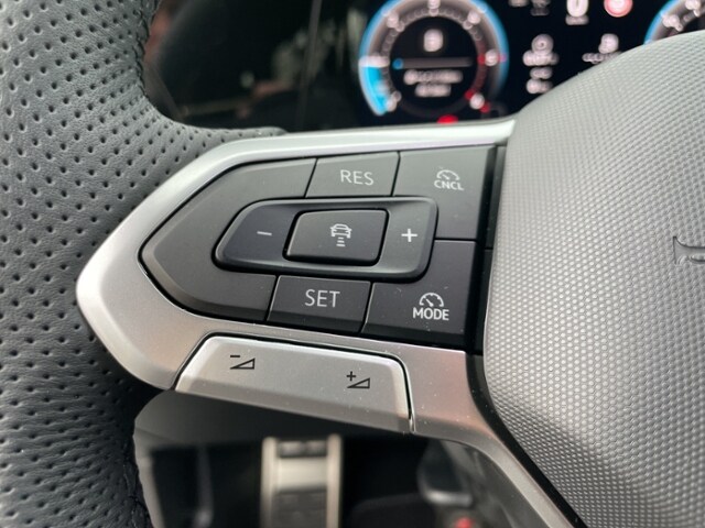 Volkswagen Golf 2.0 TDI DSG Variant