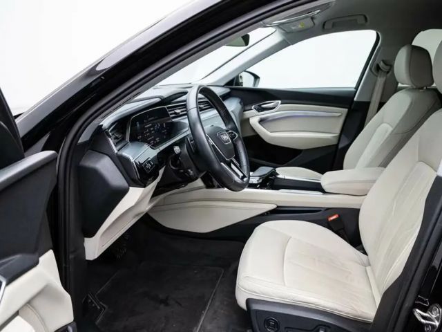 Audi e-tron 55 S-Line