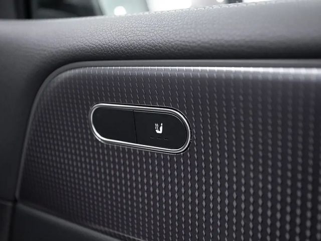 Mercedes-Benz EQB 250