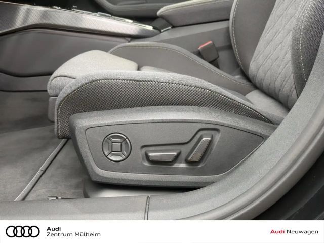 Audi A6 Avant Quattro S-Tronic