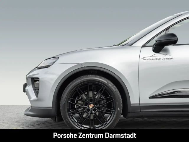 Porsche Macan 4