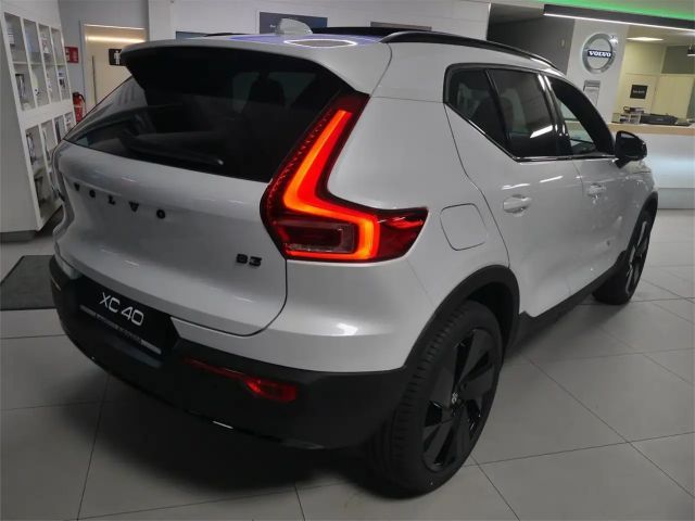 Volvo XC40 Plus