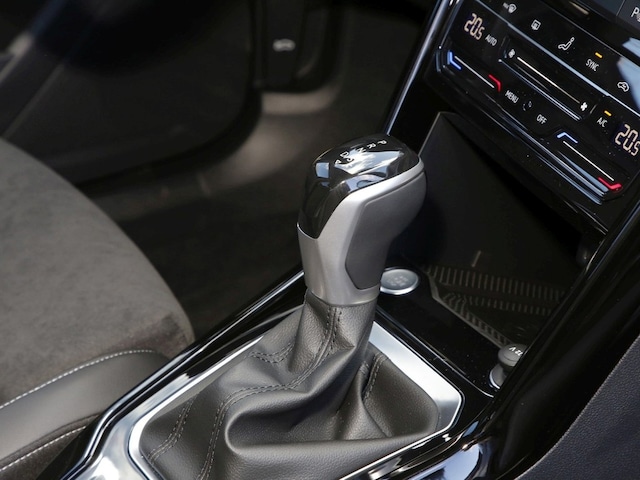 Volkswagen T-Roc 1.5 TSI DSG R-Line