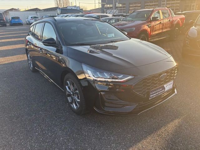 Ford Focus ST Line Wagon