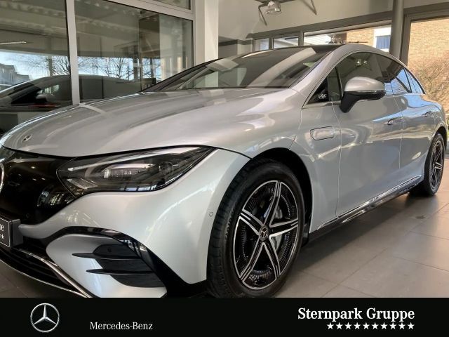 Mercedes-Benz EQE 300 AMG Line Sedan