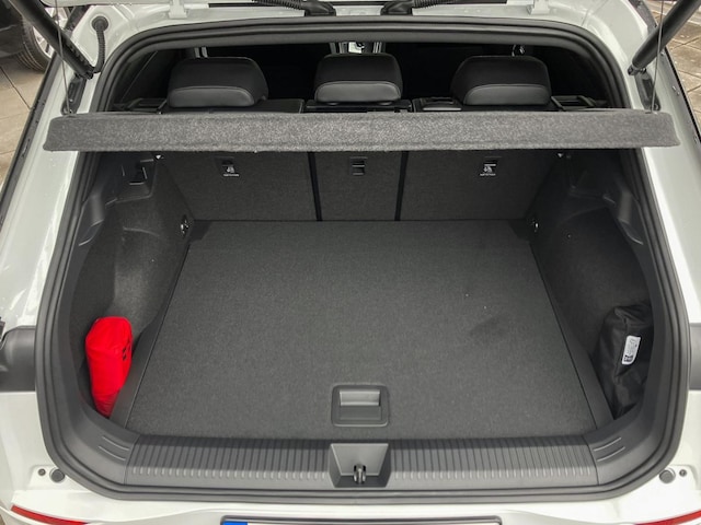 Volkswagen T-Roc 1.5 eTSI DSG R-Line