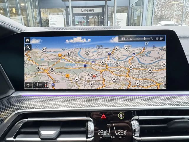 BMW X5 Individual M50i