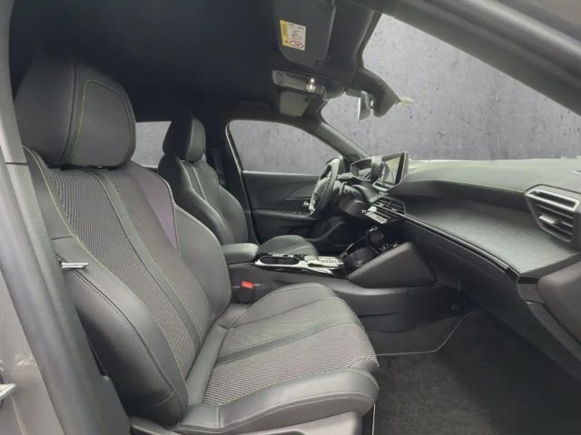 Peugeot 2008 EAT8 GT-Line