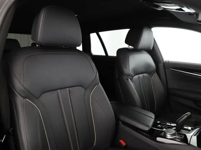 BMW 520 520d Luxury Line Touring xDrive