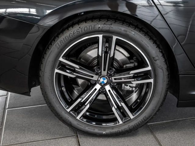 BMW 320 320i M-Sport Touring