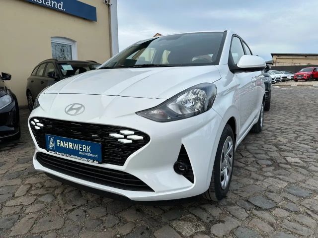Hyundai i10 1.0