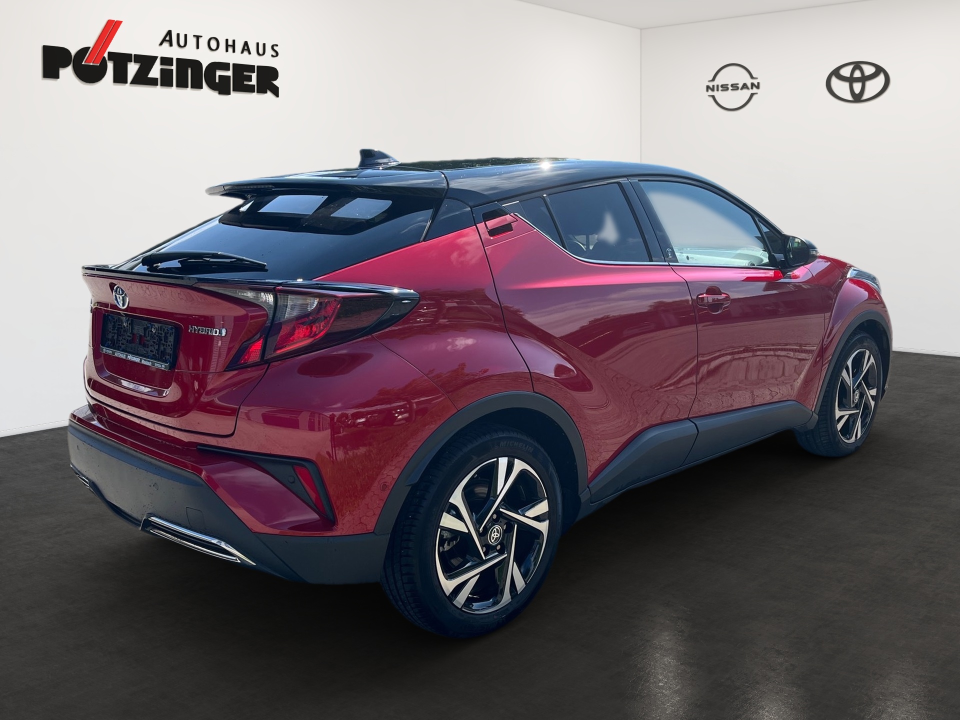 Toyota C-HR 5-deurs Bi-Tone Team D