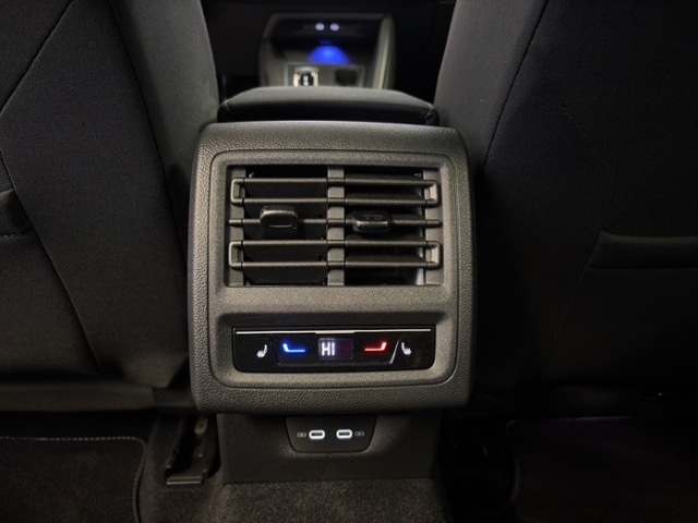 Volkswagen Golf 1.5 eTSI Golf VIII Variant