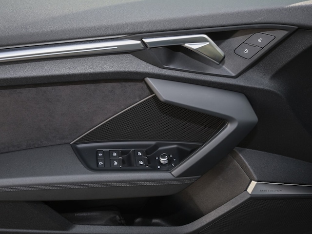 Audi RS3 Quattro S-Tronic Sedan