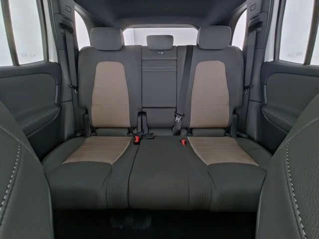 Mercedes-Benz EQB 250