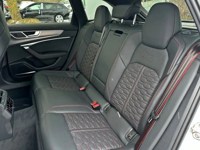 Audi RS6 Avant Performance