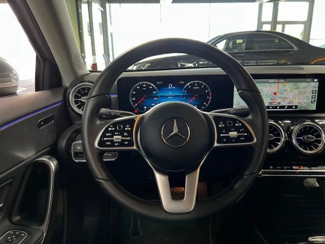 Mercedes-Benz A 180 Progressive