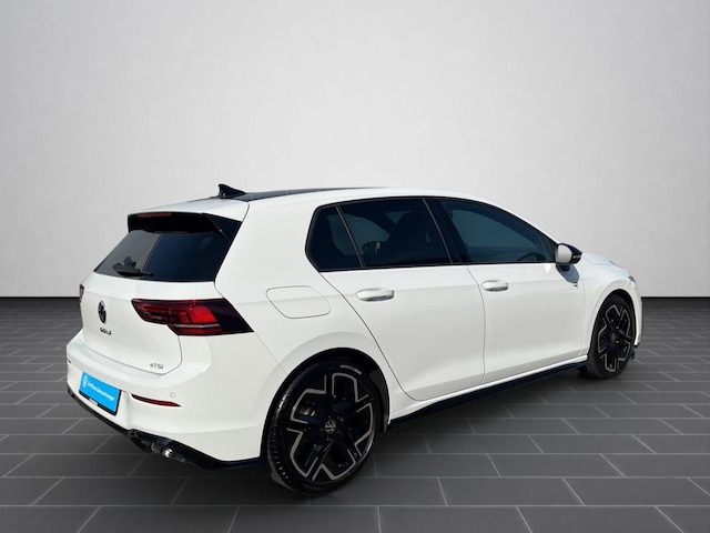 Volkswagen Golf 1.5 eTSI DSG Golf VIII R-Line