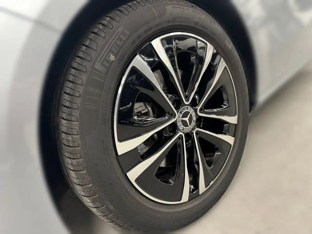 Mercedes-Benz B 180 Progressive Sedan