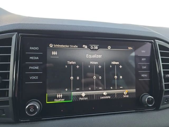 Skoda Karoq 1,0TSI 115PS Navi/LED/ACC/Kamera/Winterp.    **