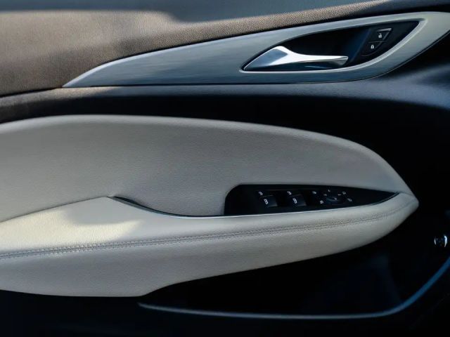 Opel Insignia Sports Tourer Ultimate