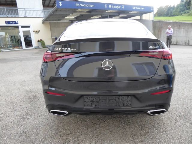 Mercedes-Benz GLC 300 4MATIC